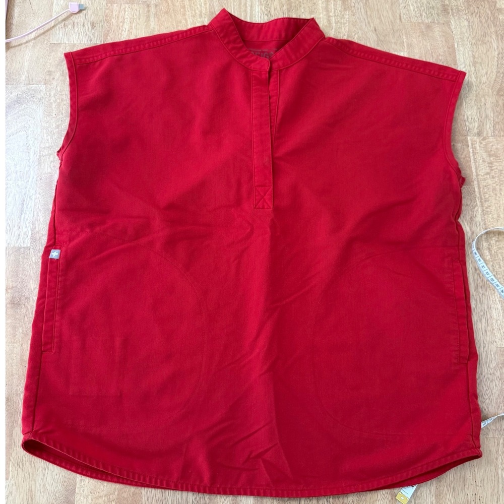 FIGS Rafaela Oversized Scrub Top XS